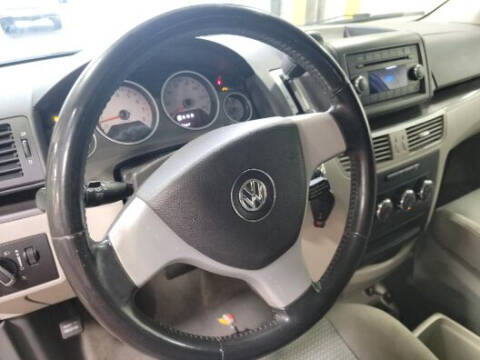 2009 Volkswagen Routan S