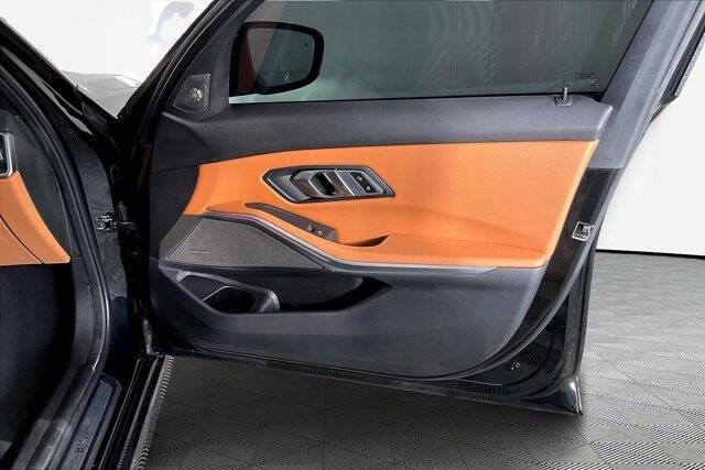 2023 BMW 3 Series 330e xDrive