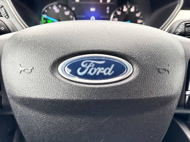 2022 Ford Escape Plug-In Hybrid SE