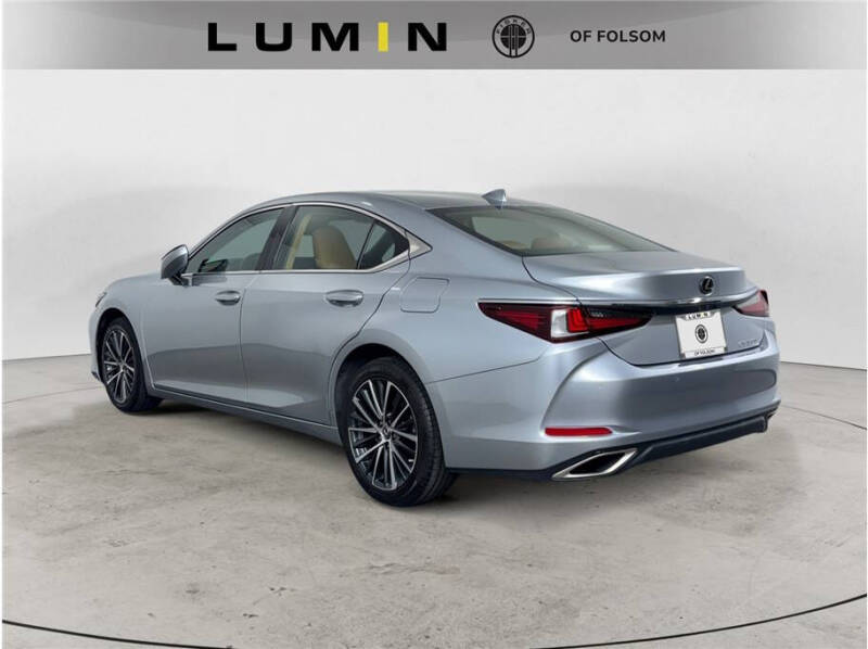2022 Lexus ES 350