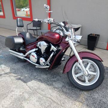 2011 Honda VT1300CTB for sale at Richardson Sales, Service & Powersports in Highland IN