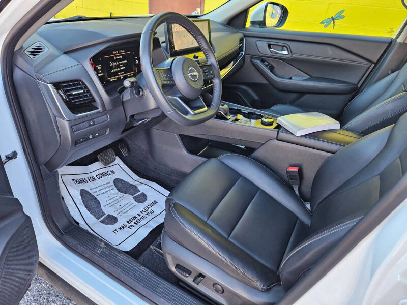 2024 Nissan Rogue SL