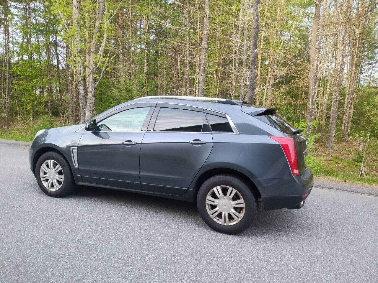 2013 Cadillac SRX for sale at NH Motorsports in Epsom, NH