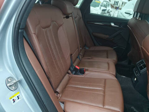 2018 Audi Q5 2.0T quattro Premium Plus