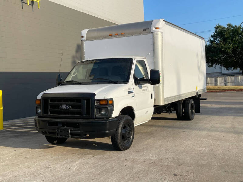 2017 Ford E-Series E-350 SD