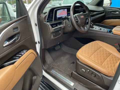 2022 Cadillac Escalade ESV Premium Luxury