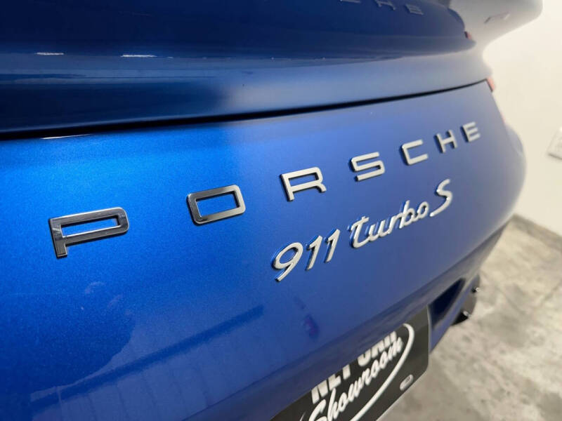 2017 Porsche 911 Turbo S
