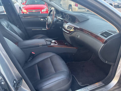 2012 Mercedes-Benz S-Class S 550