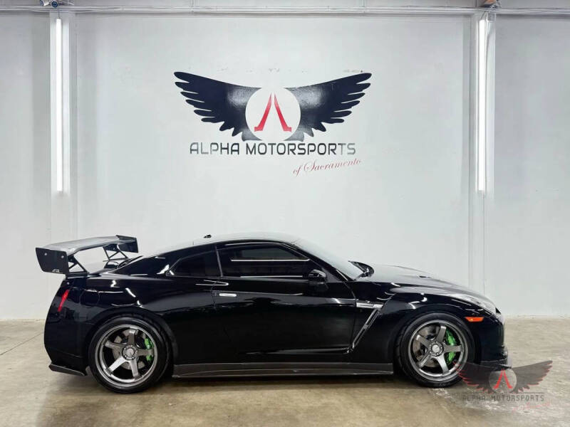 2010 Nissan GT-R Premium