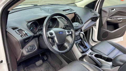 2015 Ford Escape SE