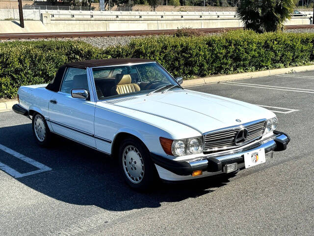 1989 Mercedes-Benz 560-Class for sale at DE AUTOS INC in San Juan Capistrano, CA