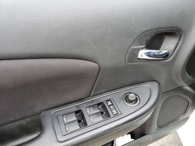 2014 Chrysler 200 LX