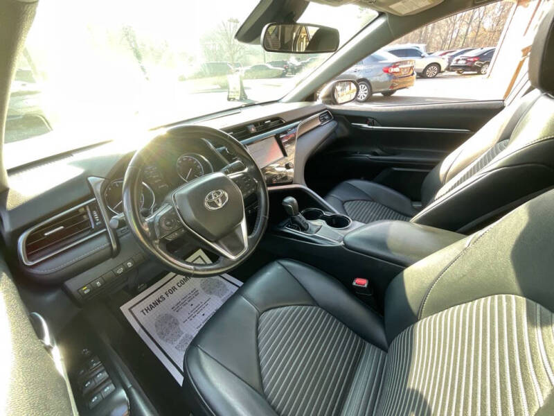 2019 Toyota Camry SE