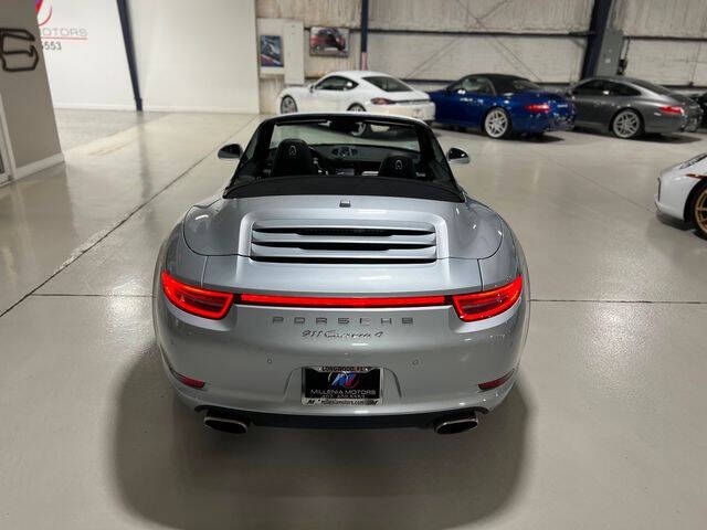 2014 Porsche 911 Carrera 4
