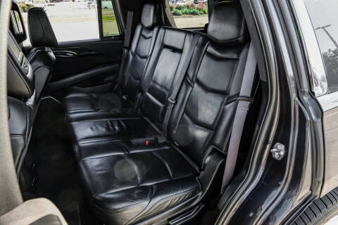 2016 Cadillac Escalade Platinum