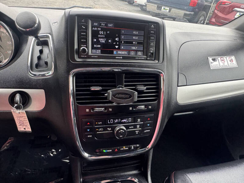 2016 Dodge Grand Caravan R/T