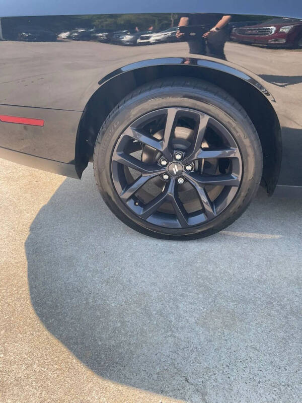 2021 Dodge Challenger SXT