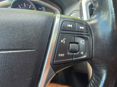 2016 Volvo XC60 T5 Premier