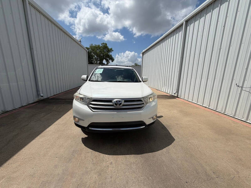 2013 Toyota Highlander Plus