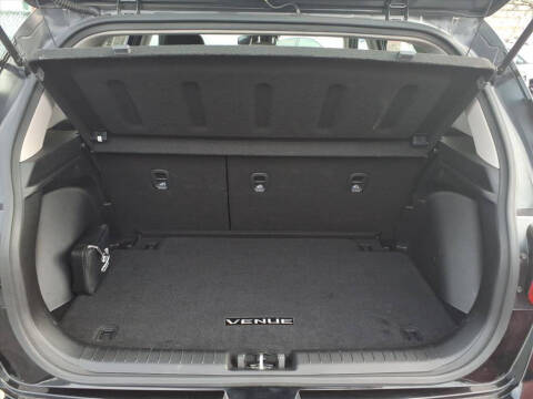 2023 Hyundai Venue SEL