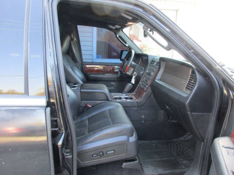 2011 Lincoln Navigator L