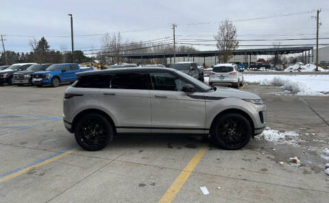 2022 Land Rover Range Rover Evoque P250 SE