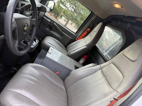 2017 Chevrolet Express 2500