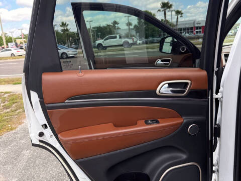 2017 Jeep Grand Cherokee Summit