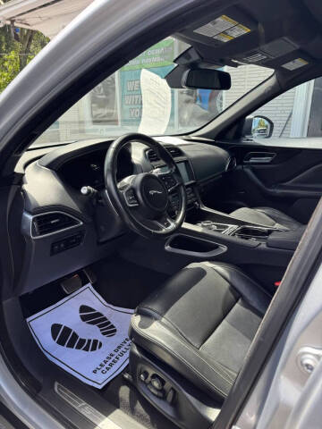 2017 Jaguar F-PACE S