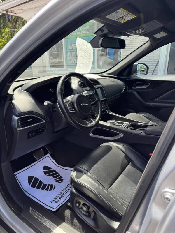 2017 Jaguar F-PACE S