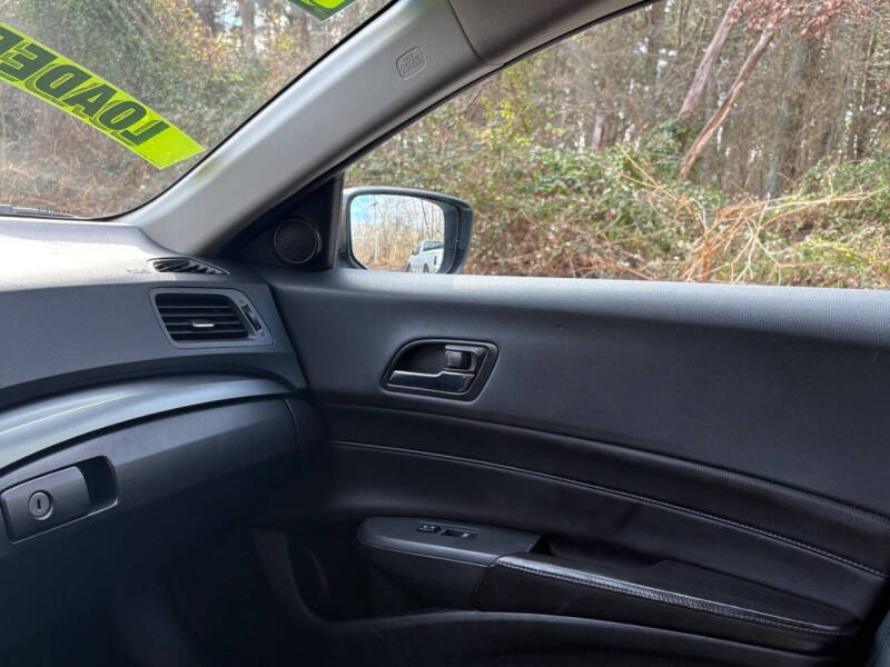 2013 Acura ILX 2.0L w/Tech