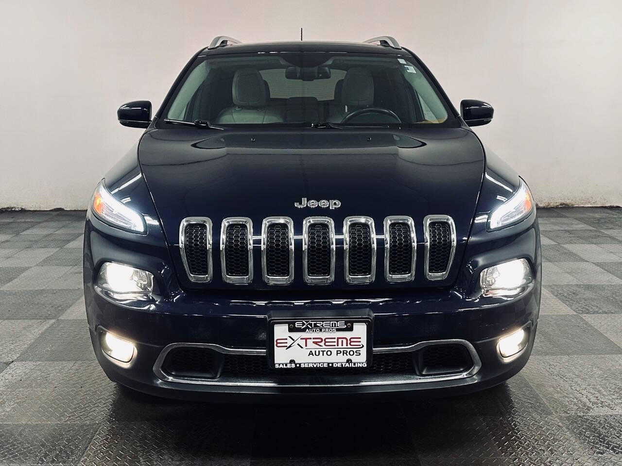 2015 Jeep Cherokee for sale at Extreme Auto Pros in Parma Heights, OH