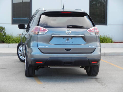 2015 Nissan Rogue SV