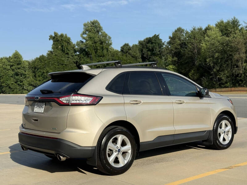 2017 Ford Edge SE