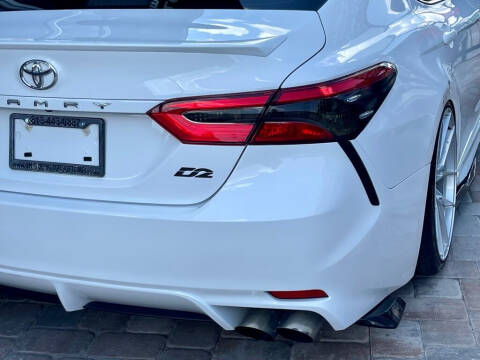 2020 Toyota Camry SE