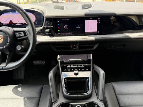 2024 Porsche Cayenne