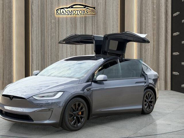 2023 Tesla Model X Standard Range