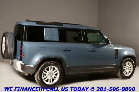 2022 Land Rover Defender 110 SE