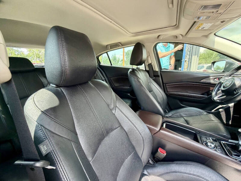 2018 Mazda MAZDA3 Grand Touring