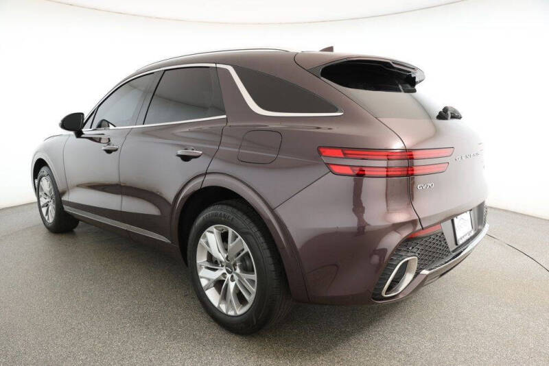 2022 Genesis GV70 2.5T Standard