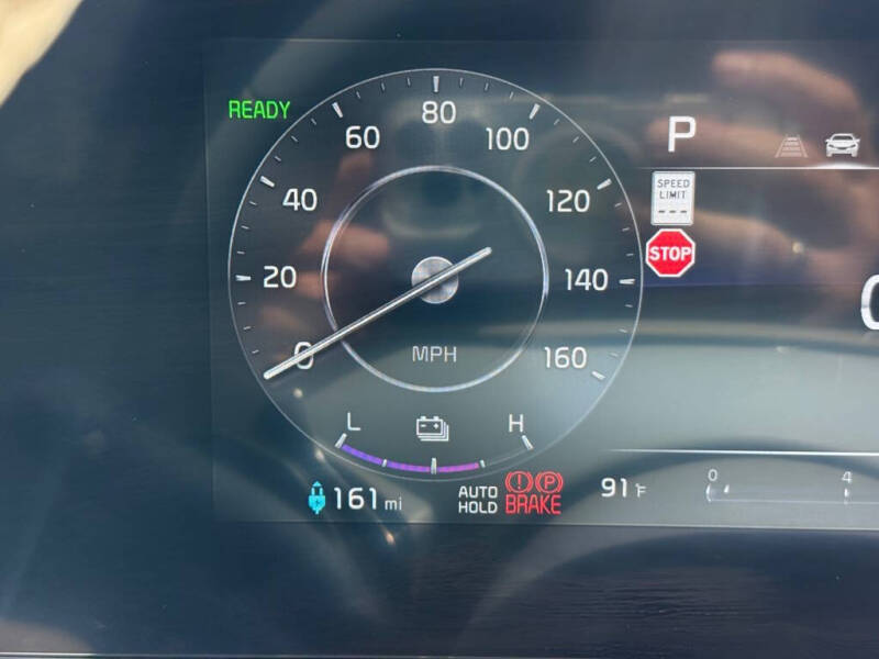 2023 Kia Niro EV Wind