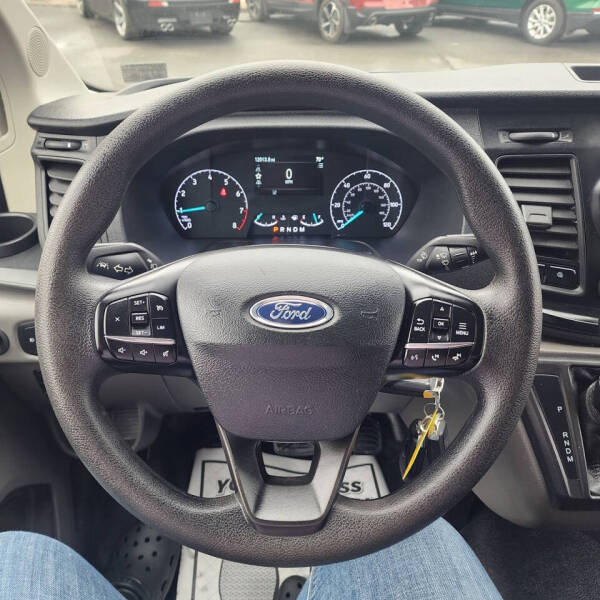 2025 Ford Transit 250