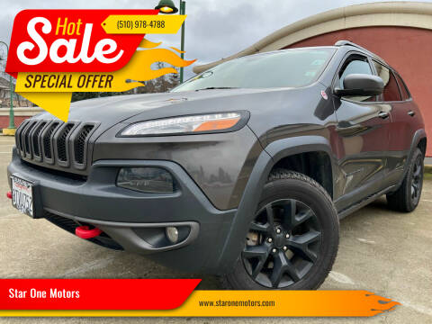 2018 Jeep Cherokee for sale at Star One Motors in Hayward CA