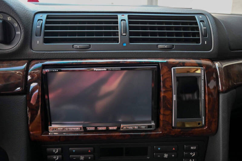 1999 BMW 7 Series 740i