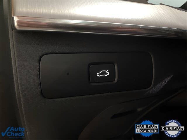 2024 Volvo XC90 B5 Core Bright Theme