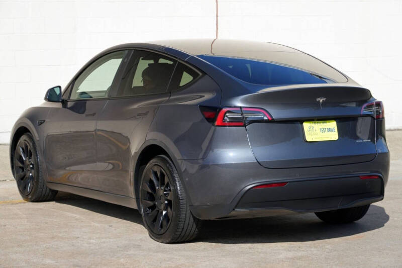 2022 Tesla Model Y Long Range