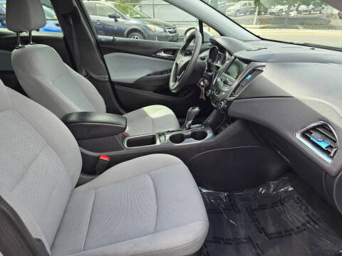 2019 Chevrolet Cruze LS