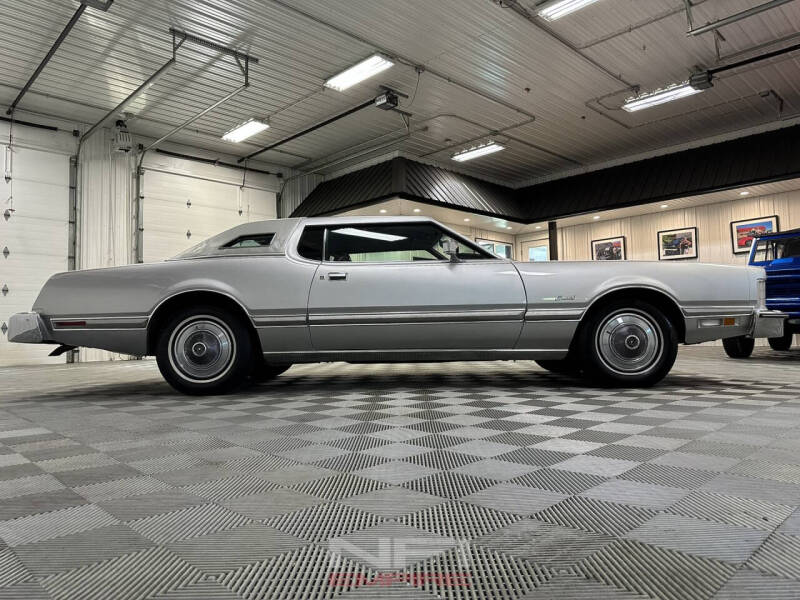 1975 Ford Thunderbird