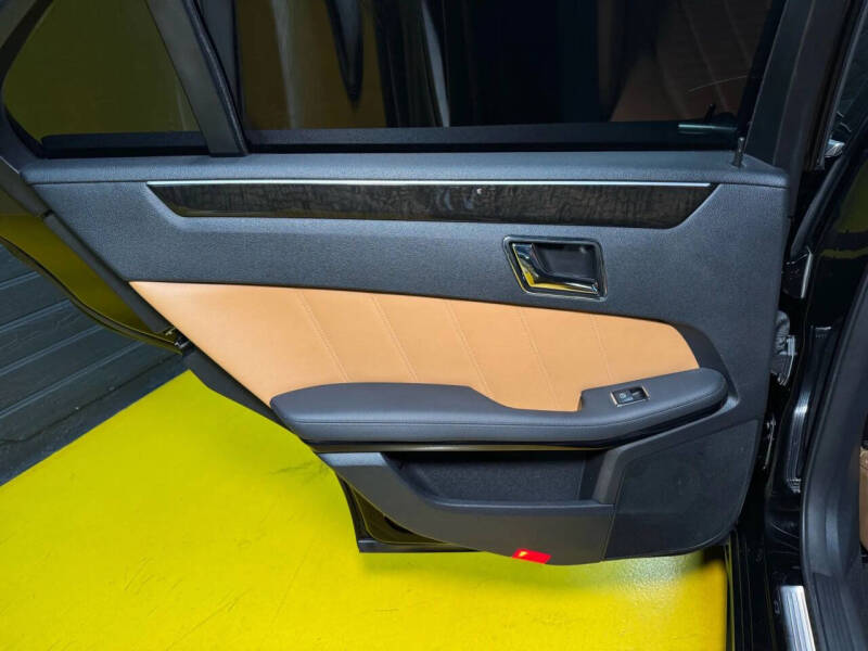 2010 Mercedes-Benz E-Class