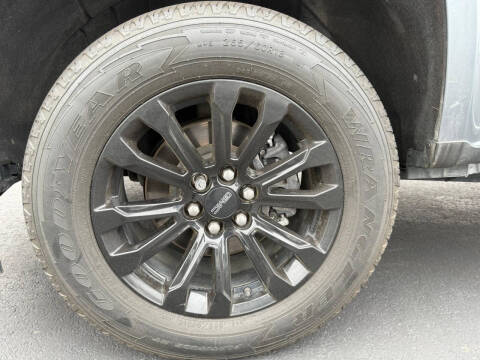 2022 GMC Canyon Elevation Standard